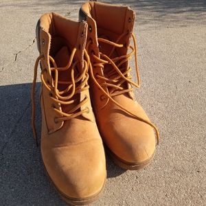 Men's boots
